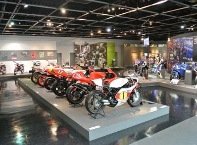 Kyoto - Musée Yamaha -Yokohama (trajet en train rapide 'Shinkansen')