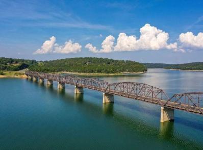 Eminence - Ozarks - Eureka Springs, AK (360 km)