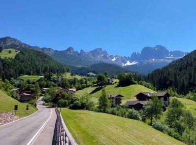 Ortisei - Passo Manghen - lac de Garde (225 km)