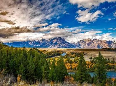Rexburg - Grand Teton NP - West Yellowstone, WY (195 km)