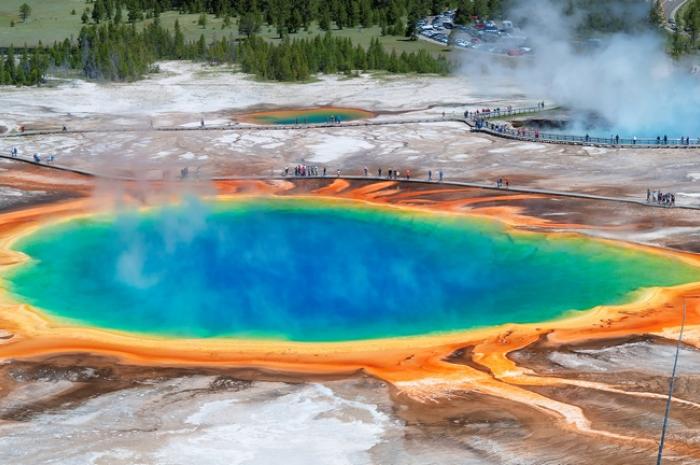 Yellowstone: when to go and how many days do you need?