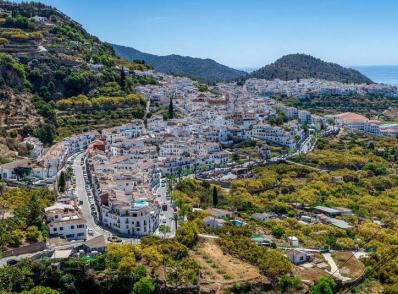 Malaga - Nerja - Frigiliana (150 km)