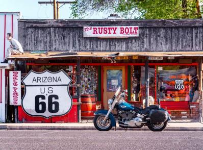 Grand Canyon - Route 66 - Kingman, AZ (300 km)