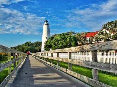 Bath - Ocracoke (ferry) - Hatteras / Outer Banks, NC (160 km)