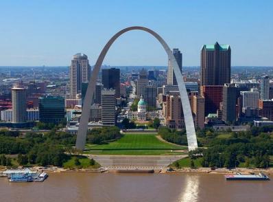 Paducah - Cap Girardeau - Waterloo - St Louis, MO (320 km)