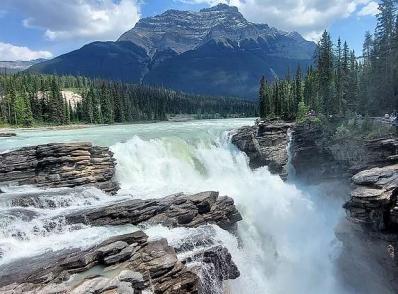 Valemount - Jasper - Hinton (220 km)