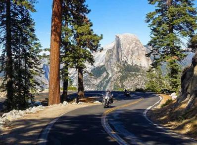 Mammoth Lakes - Yosemite Nat'l Park, CA (250 km)