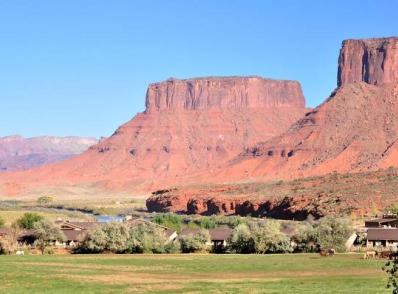 Moab (Arches & Canyonlands Nat'l Parks)