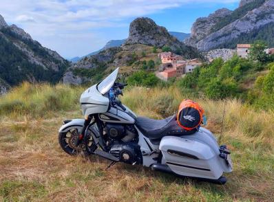 Barcelone - La Seu d'Urgell (150 km)