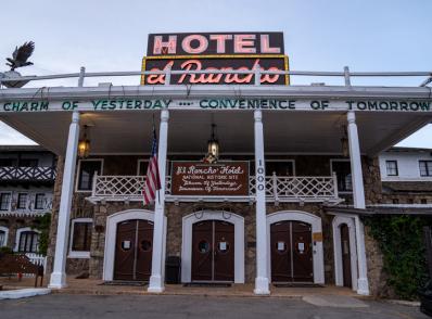 Santa Fe - Albuquerque - Gallup, NM (360 km)