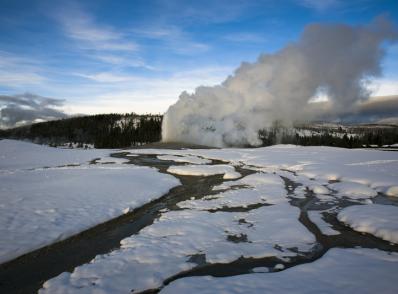 Old Faithful en Snow Coach