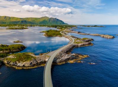 Kristiansund - Routes Atlantique / Trolls / Aigles - Geiranger (215 km)