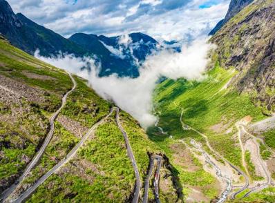 Kristiansund - Routes Atlantique / Trolls / Aigles - Geiranger (215 km)